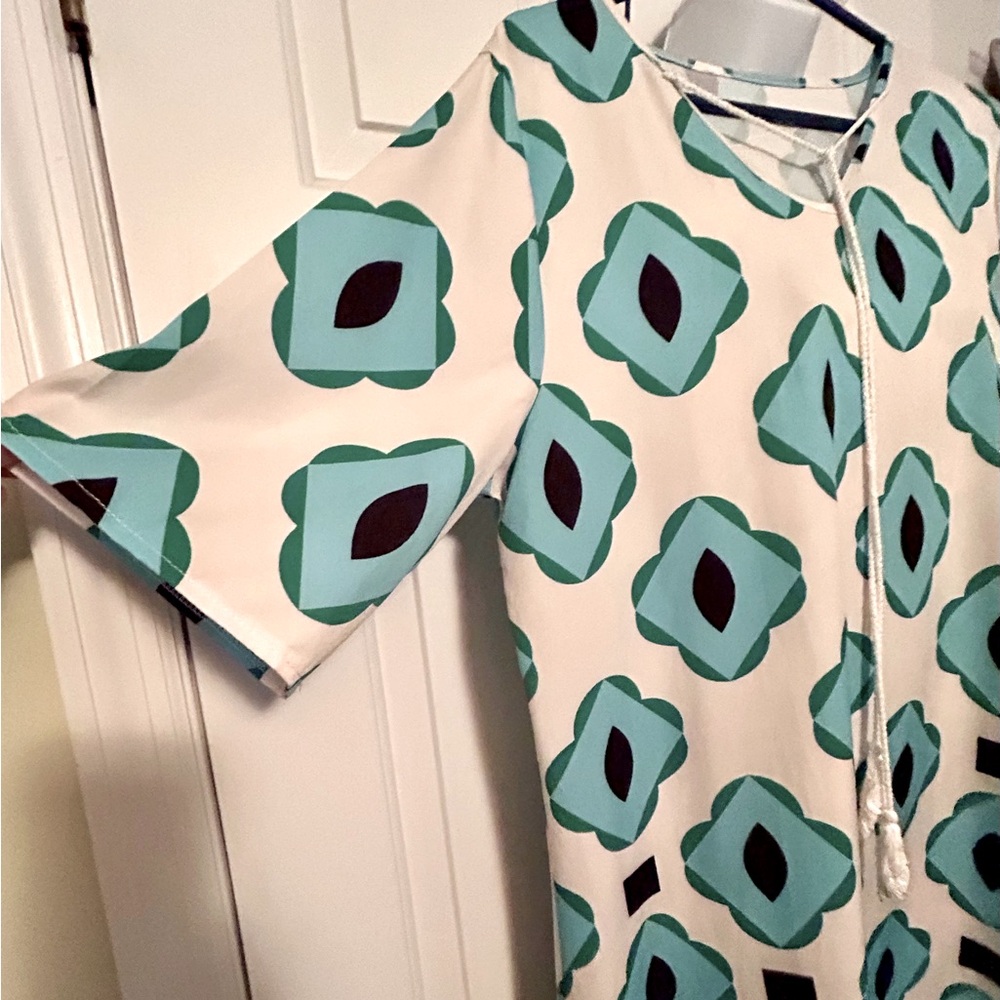 Geometric Patterned Maxi Dress - Picture 2 of 2